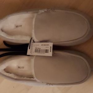 Women's slippers winter white